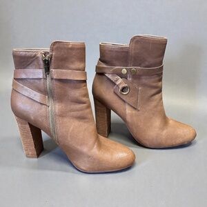 Lord & Taylor Design Lab Brown Leather Ankle Boots | Women’s Size 9 | Excellent